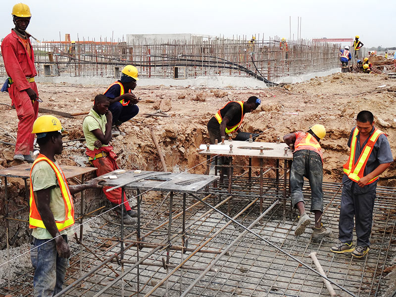 翻模機預(yù)埋件基礎(chǔ)